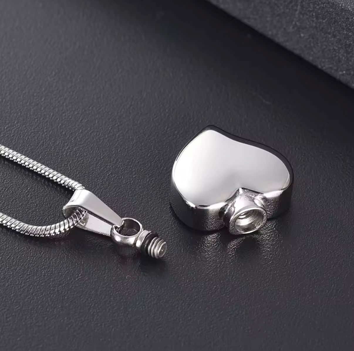 Gold and silver cremation jewelry with QR code engraved